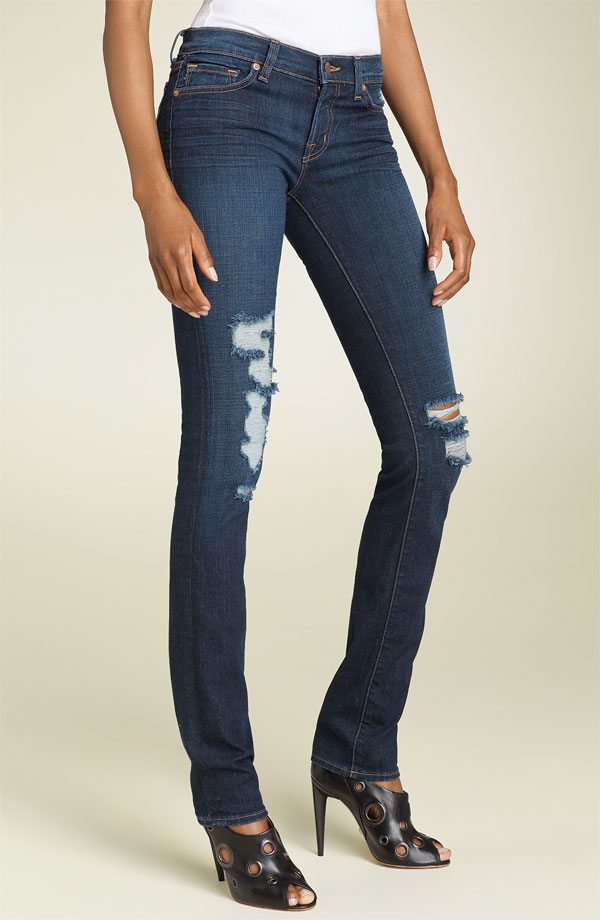 Skinny jeans o pitillo, ideales para lucir más las curvas