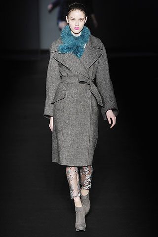 Chaqueta larga clásica de Alberta Ferretti