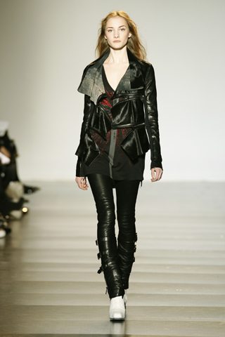 Tendencia Biker brigade otoño invierno 2009 Barbara Bui 