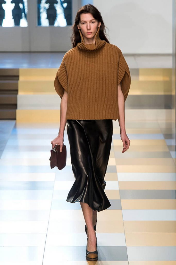 Combinar los colores negro y café - Pasarela Jil Sander
