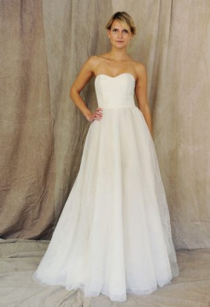 Consejos-de-vestidos-de-novia-boda-en-la-mañana-tendencias-primavera-verano-2012-en-blog-de-moda